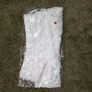 White Lace Bridal Corset w/ matching Thong NWT